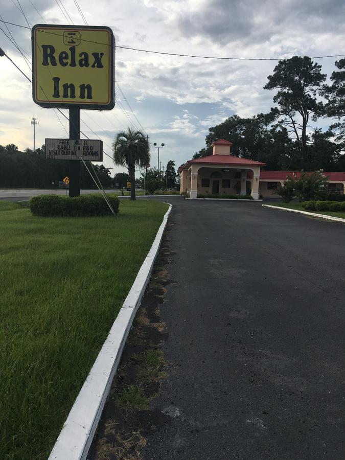 Relax Inn Folkston Exterior photo